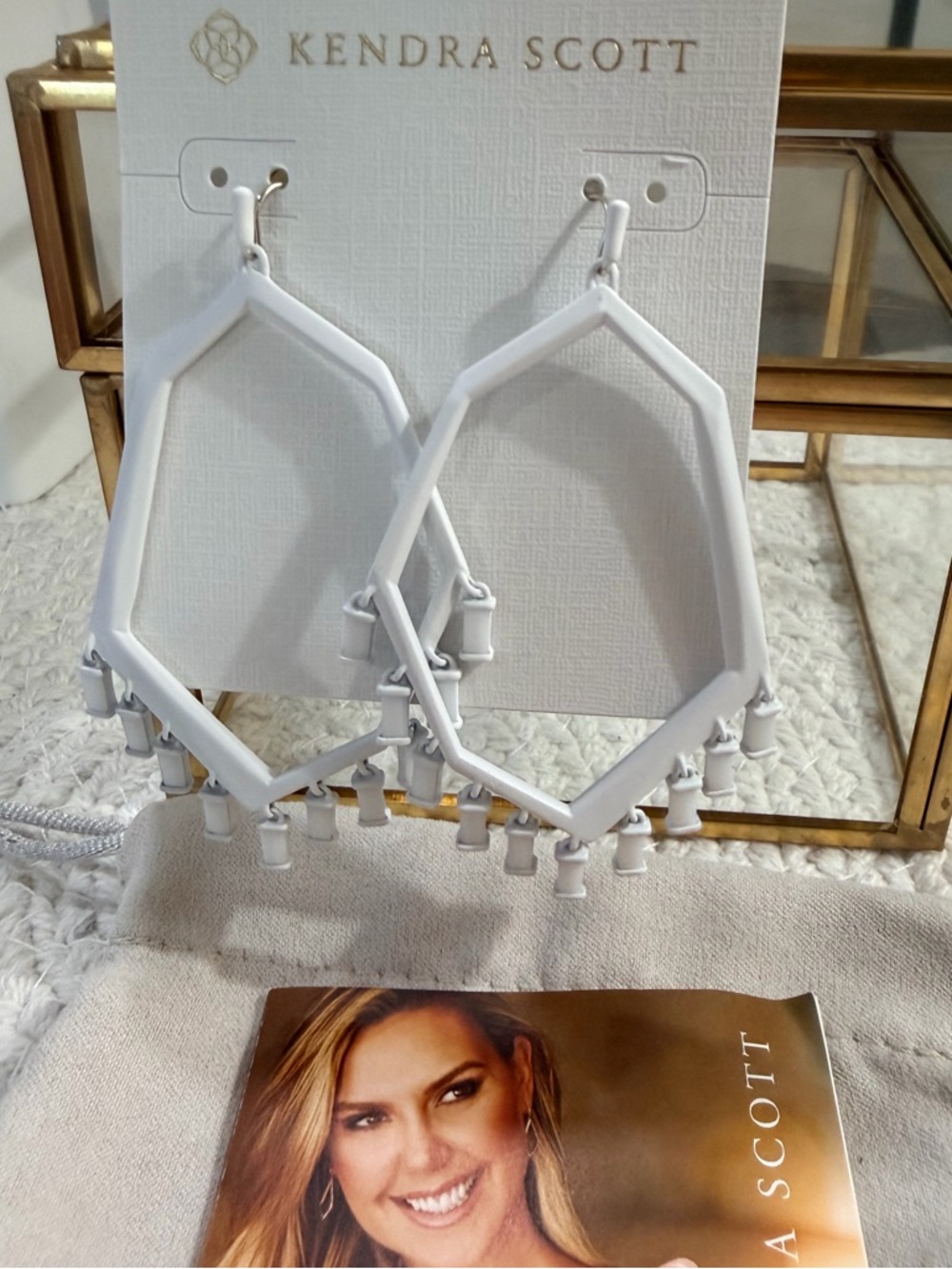 Kendra Scott Thomas Drop Earrings in matte white - NWT/ Care Card and Dust Bag✨